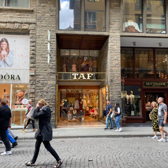 Rare Vintage Italian TAF Dress size 8 - Picture 8 of 8